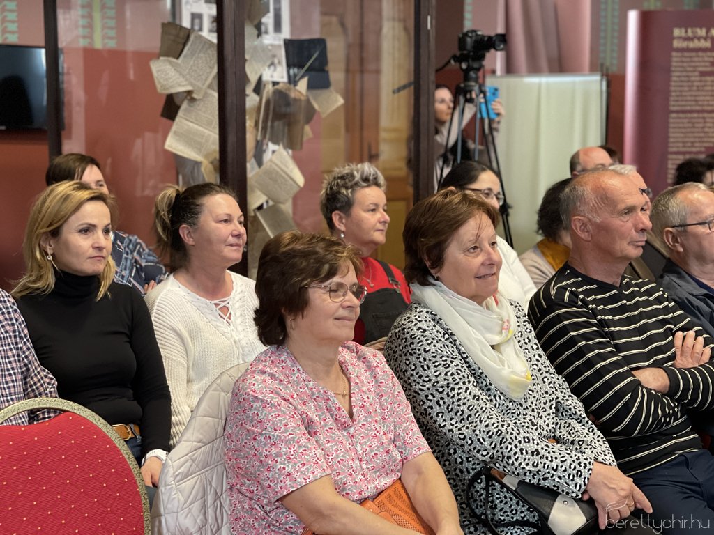 Berecz András est a Zsinagóga Kultúrtérben11